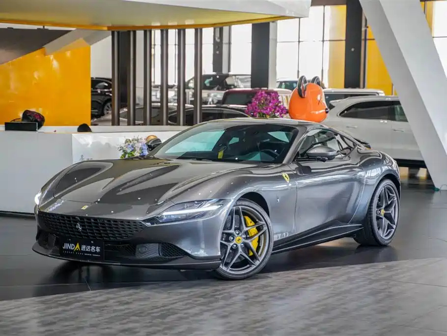 FERRARI ROMA