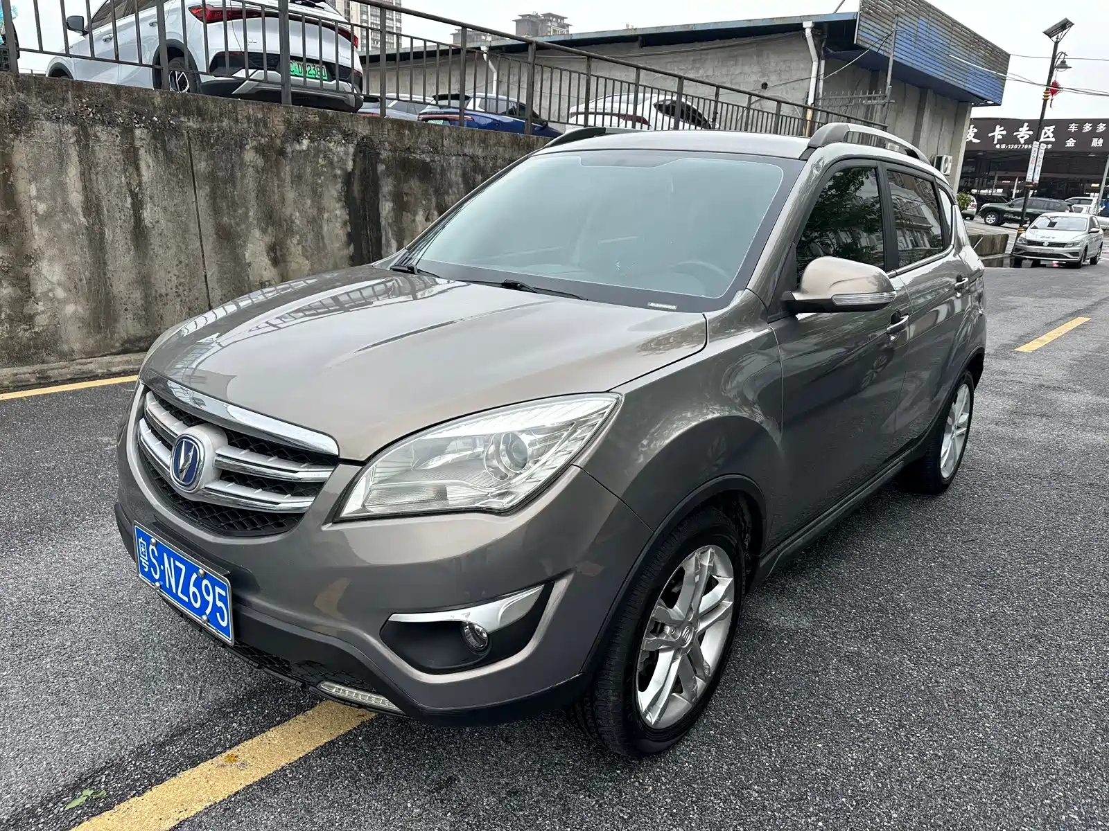 CHANGAN CS35