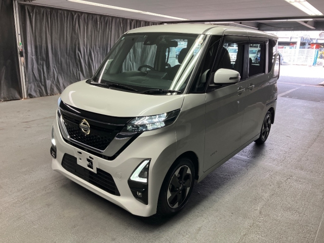 NISSAN ROOX 2021