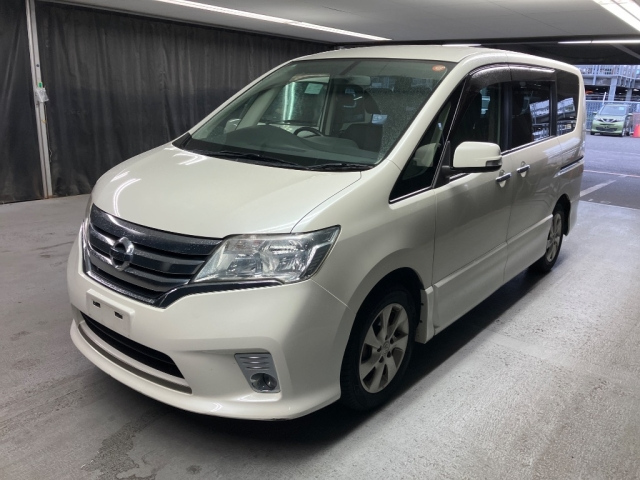 NISSAN SERENA 2011