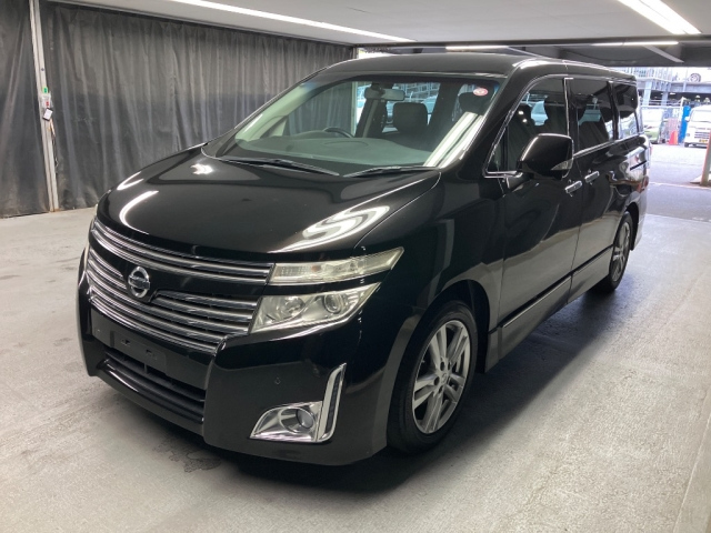 NISSAN ELGRAND 2010