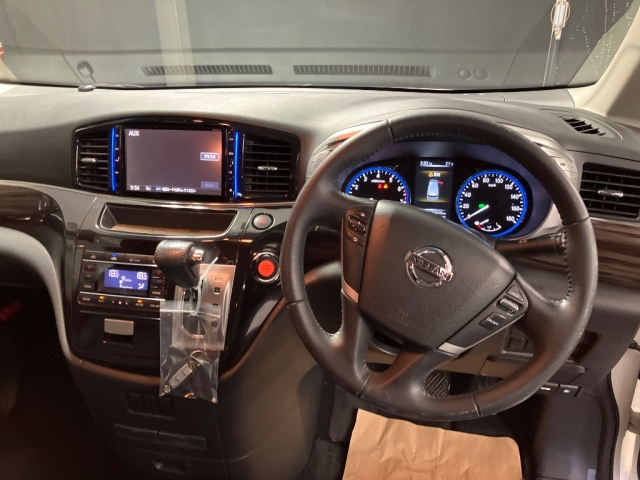 NISSAN ELGRAND 2014