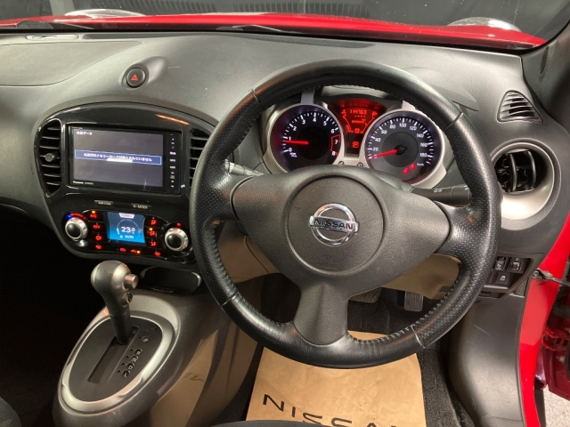 NISSAN JUKE 2014