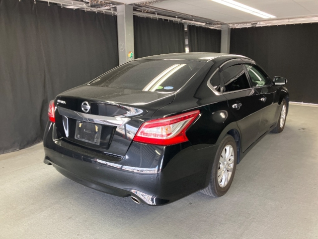 NISSAN TEANA 2018