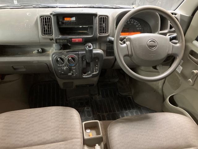 NISSAN CLIPPER VAN 2017