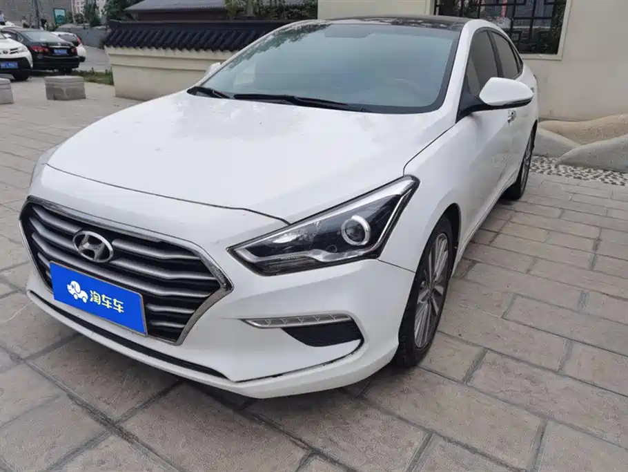 HYUNDAI MISTRA 2019