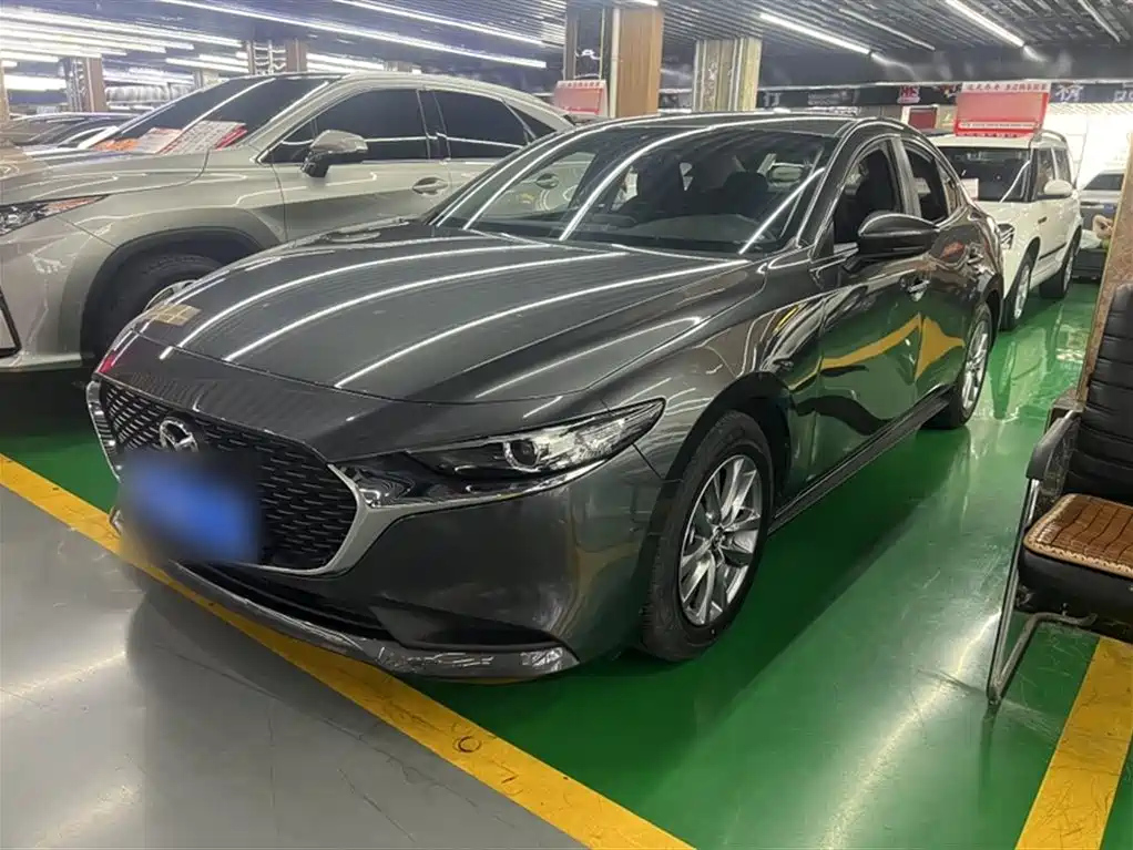 MAZDA 3 AXELA 2022