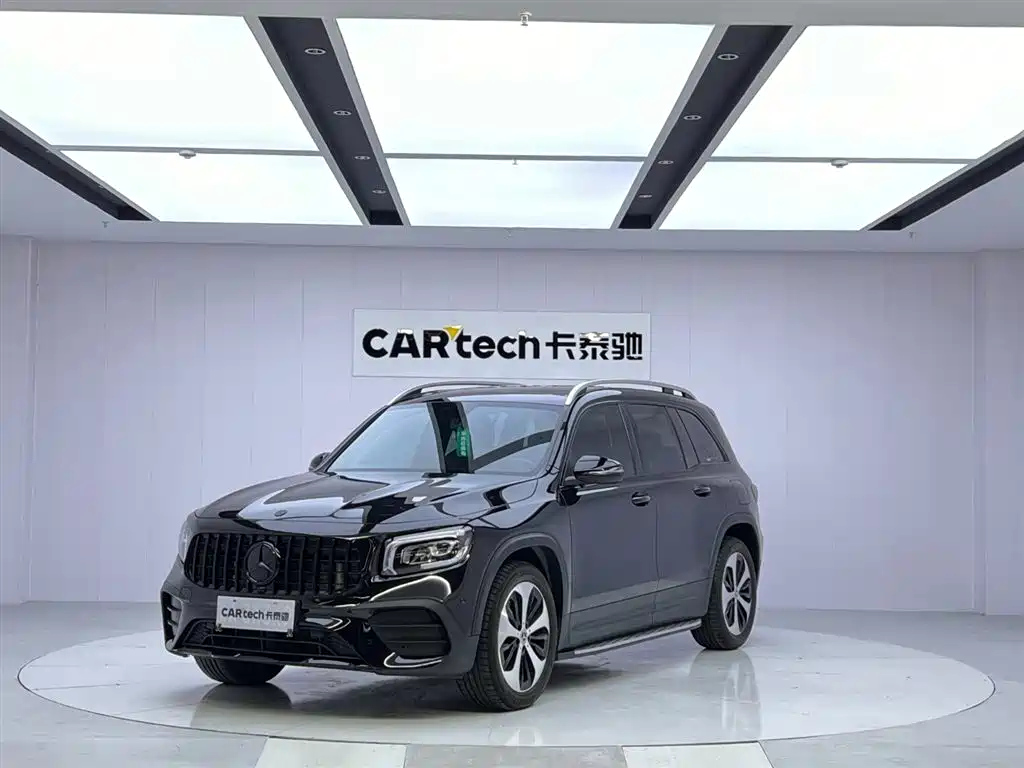 MERCEDES BENZ GLB 2023