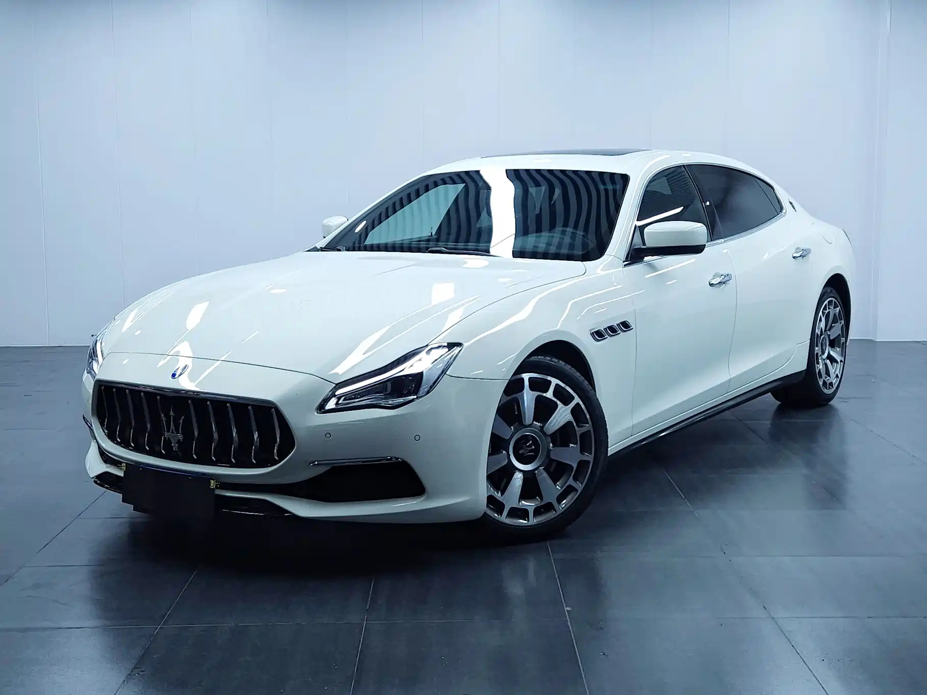 MASERATI PRESIDENT 2015