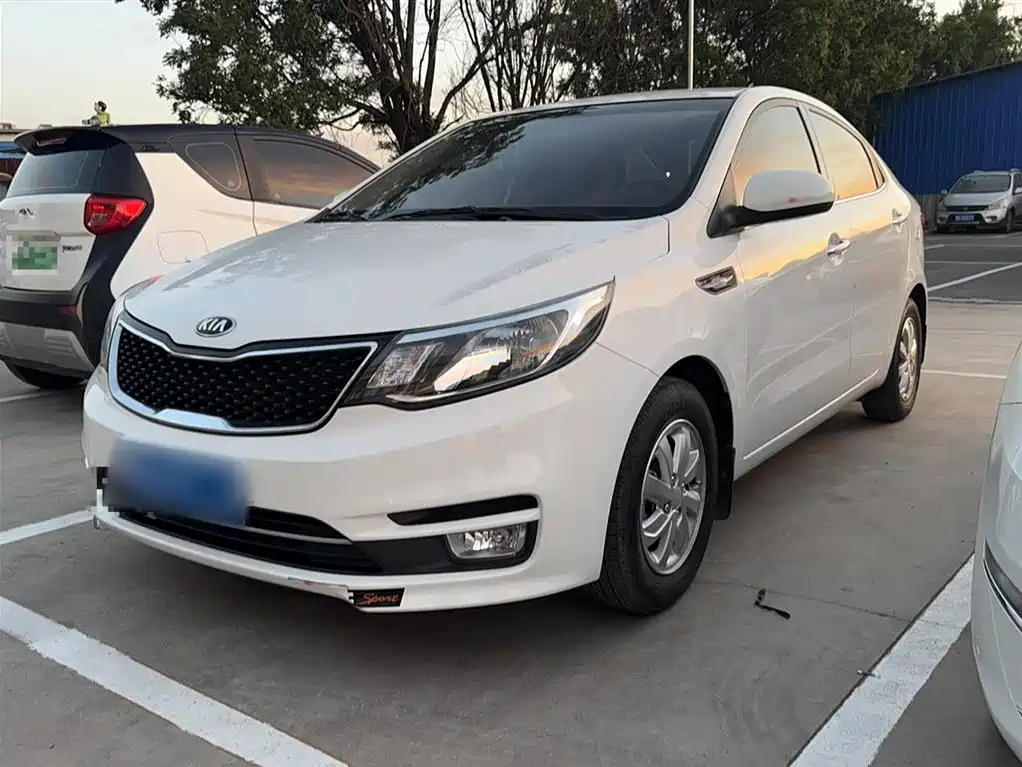 KIA K2 2015
