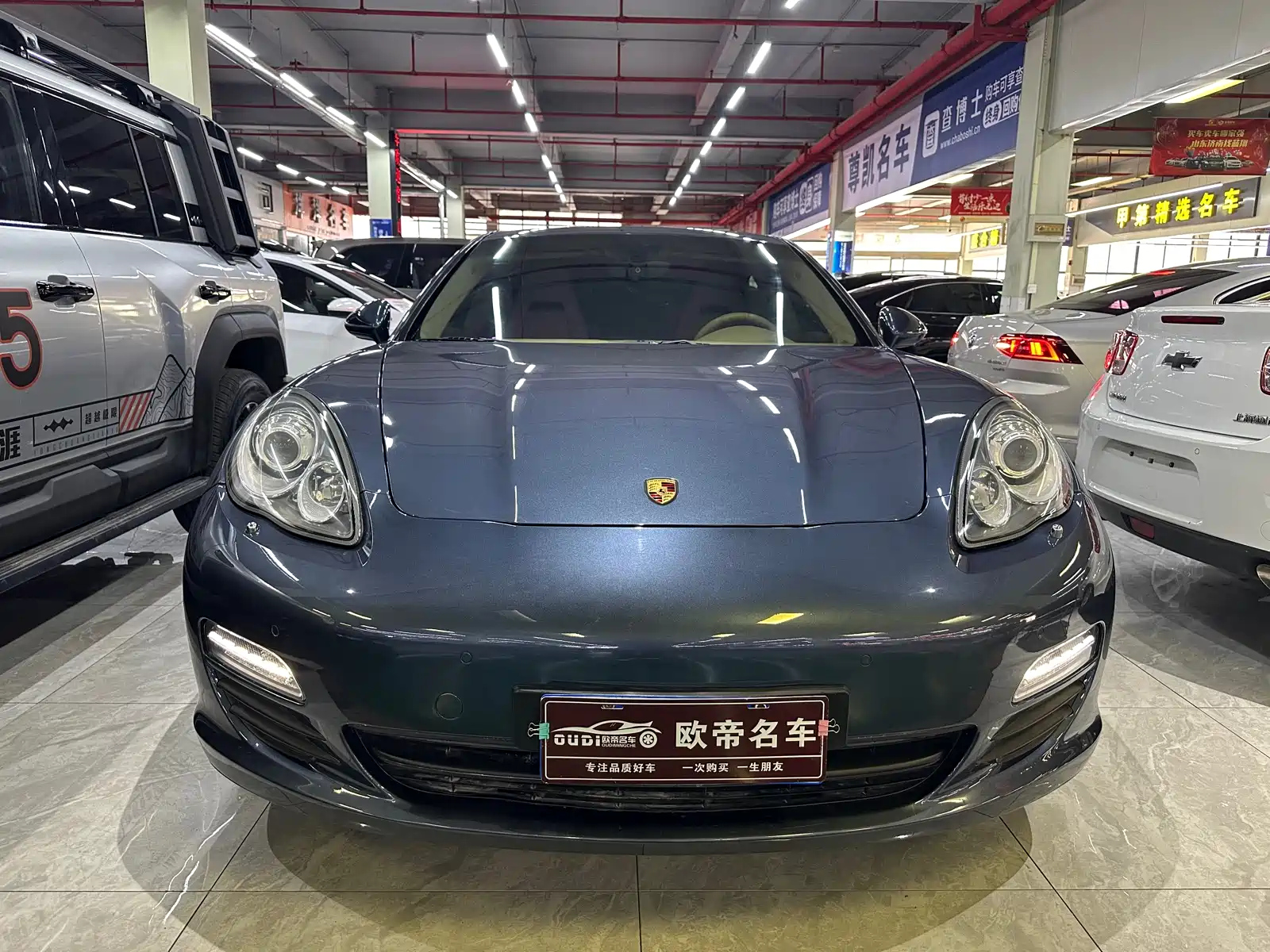 PORSCHE PANAMERA 2010