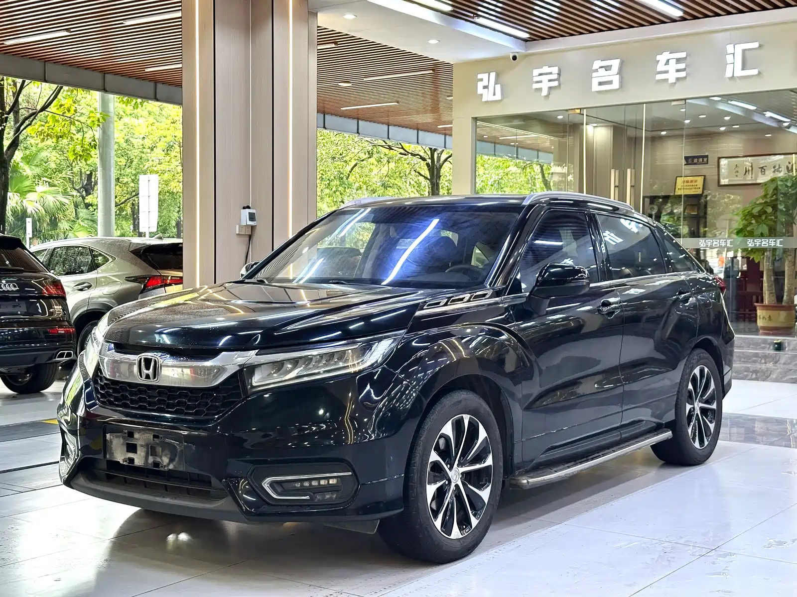 HONDA AVANCIER 2017