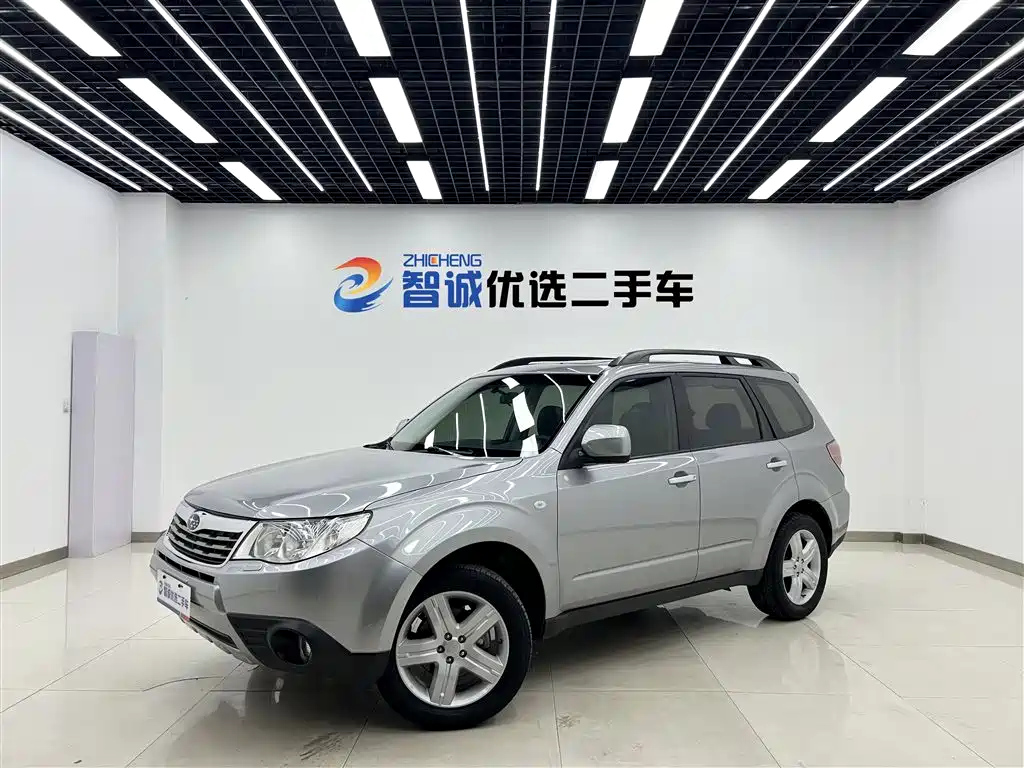 SUBARU FORESTER 2010