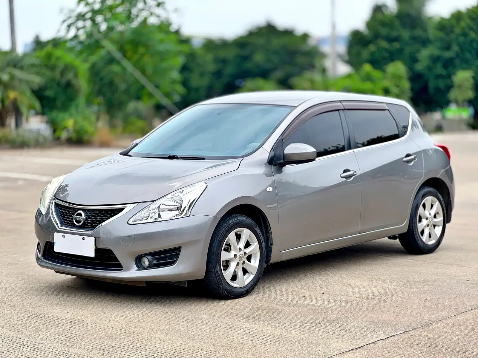 NISSAN TIIDA TIIDA 2011