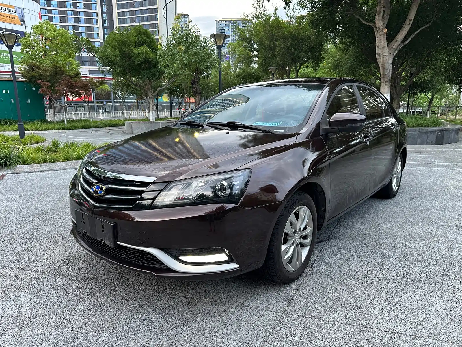 GEELY AUTO EMGRAND 2016