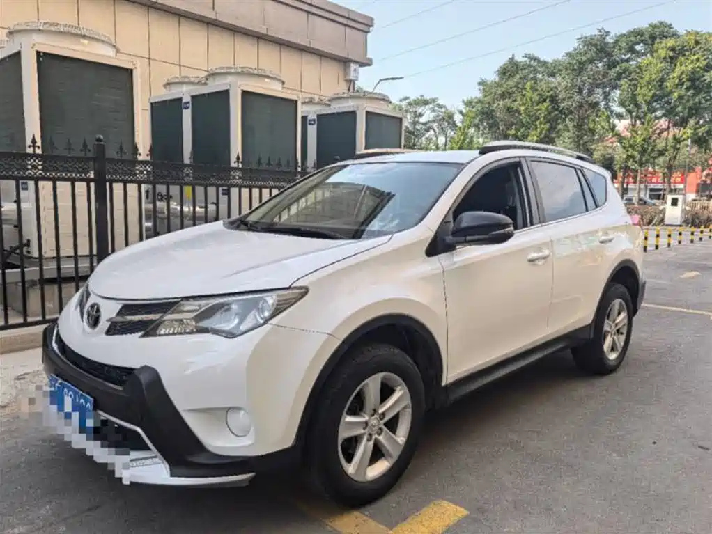 TOYOTA RAV4 RONGFANG 2013