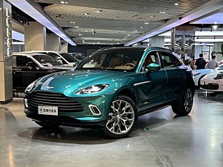ASTON MARTIN DBX