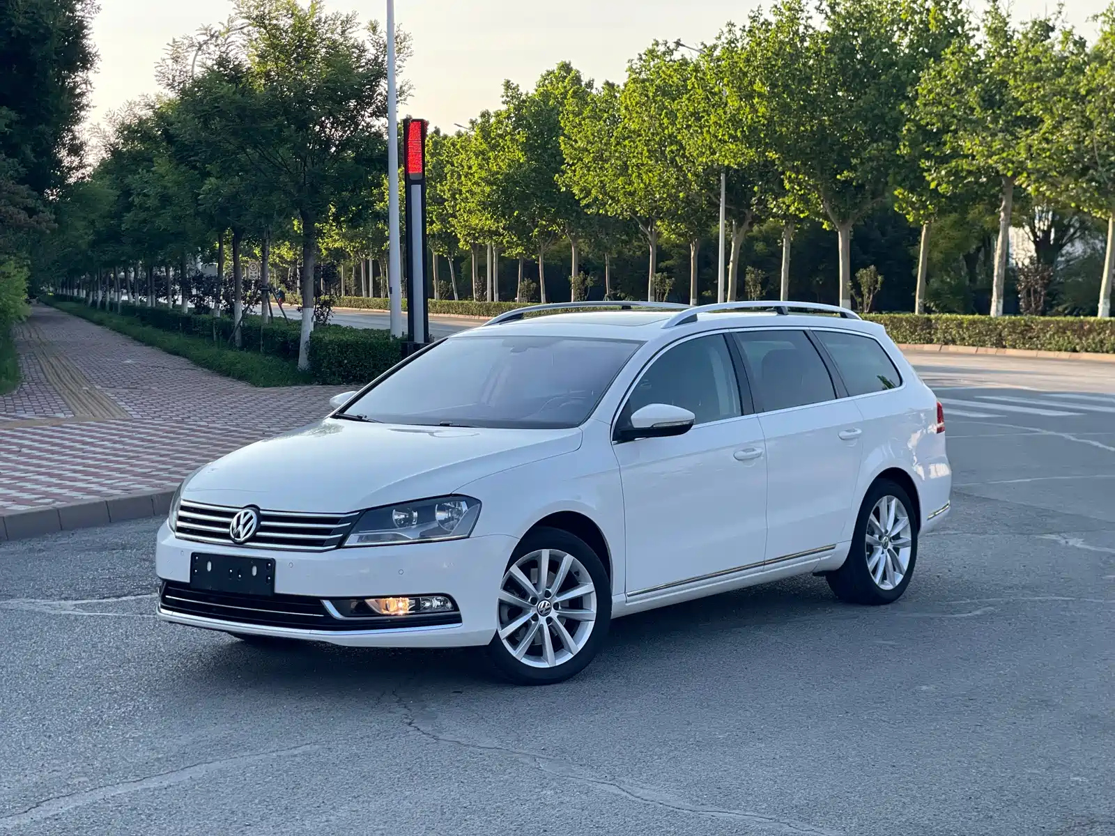 VOLKSWAGEN MAGOTAN IMPORT 2015