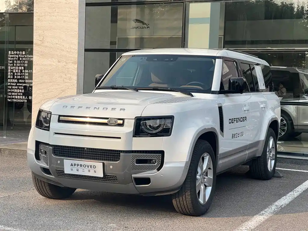 LAND ROVER DEFENDER 2023