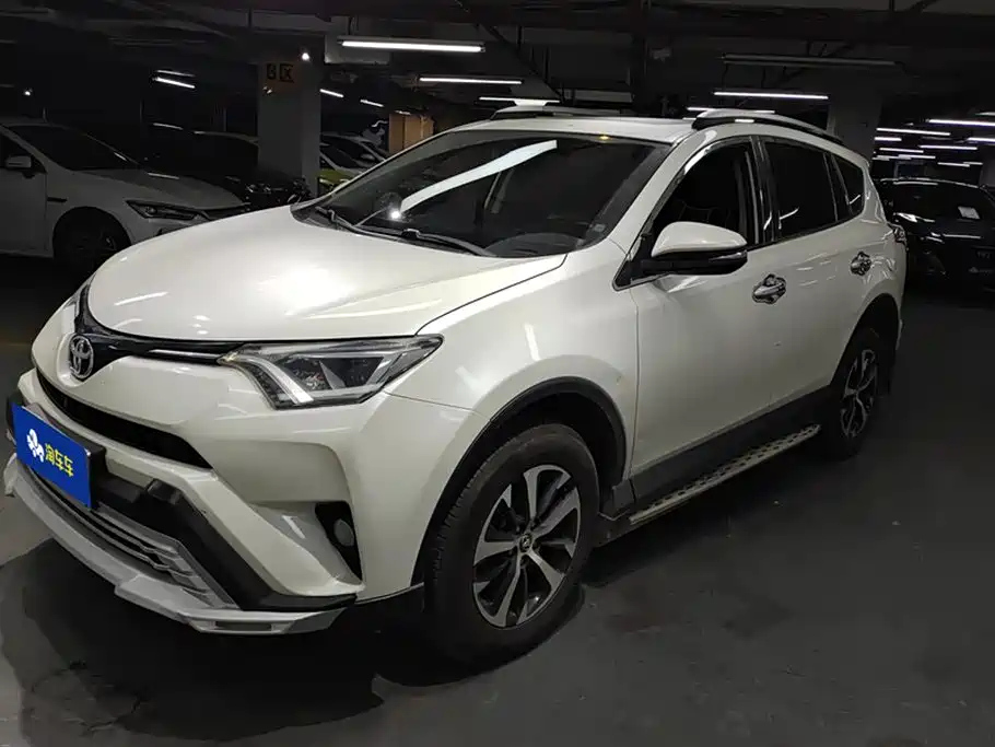 TOYOTA RAV4 RONGFANG 2016