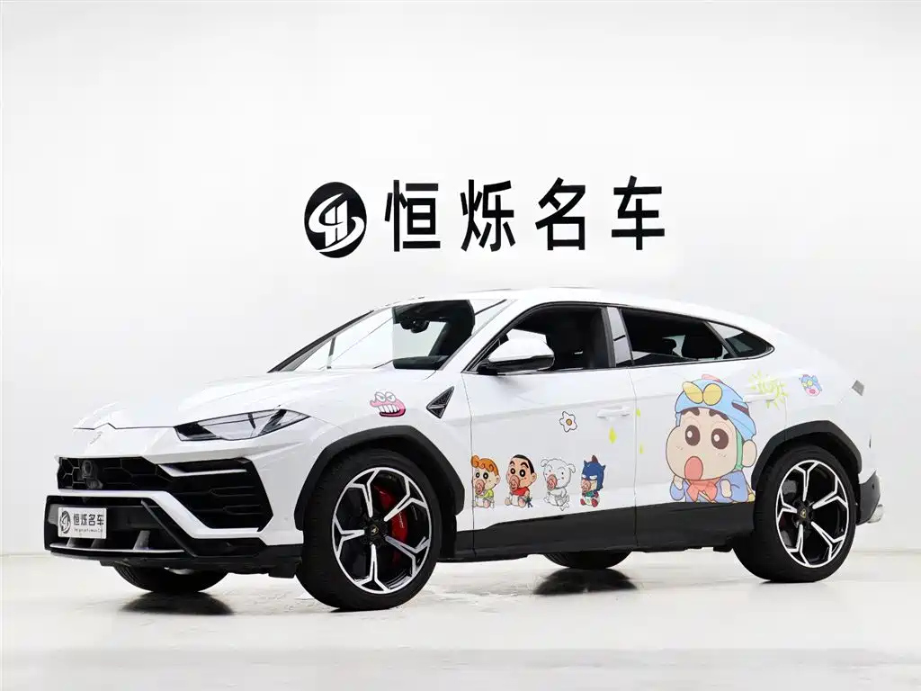 LAMBORGHINI URUS 2018