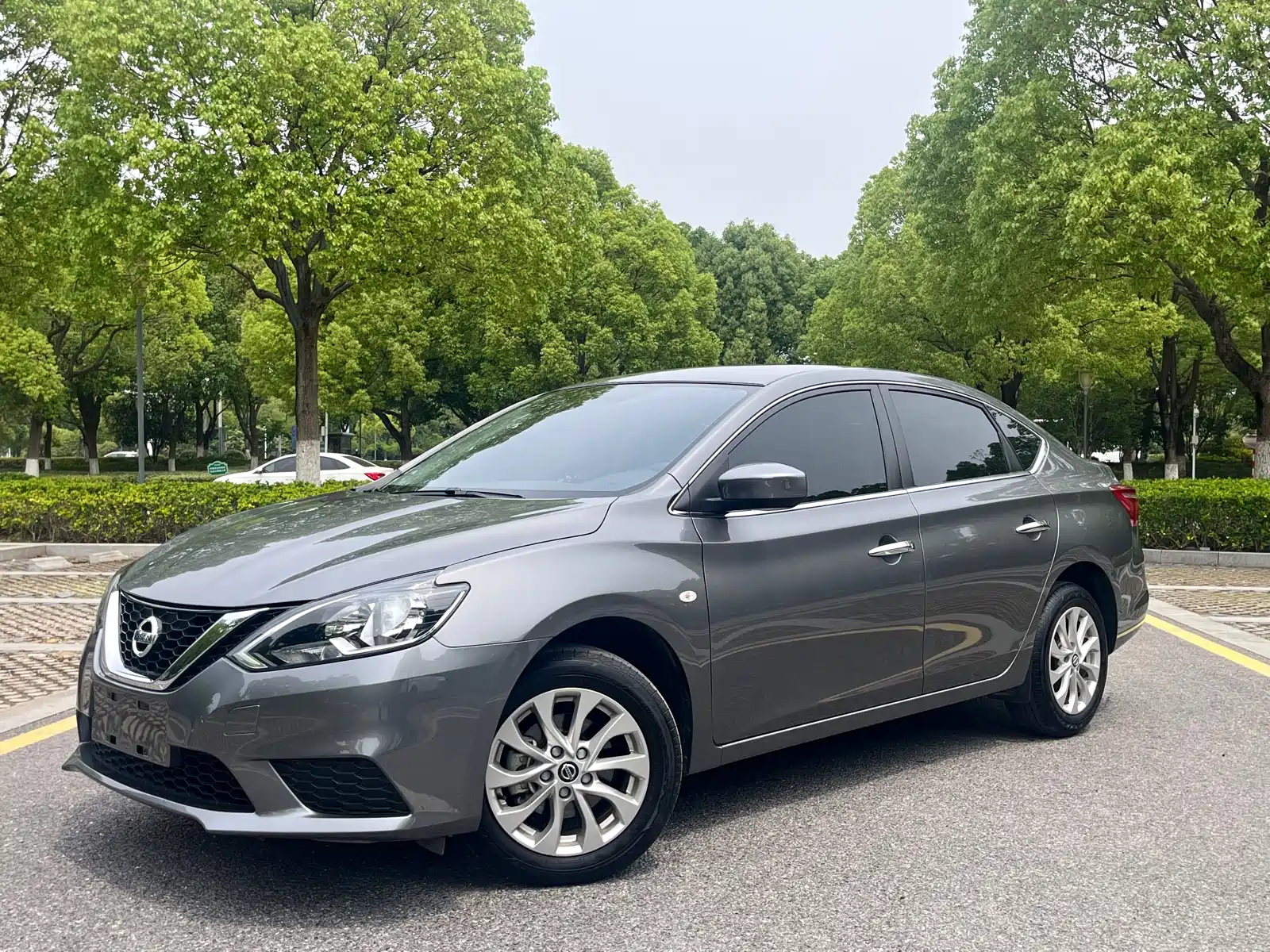 NISSAN SYLPHY 2022