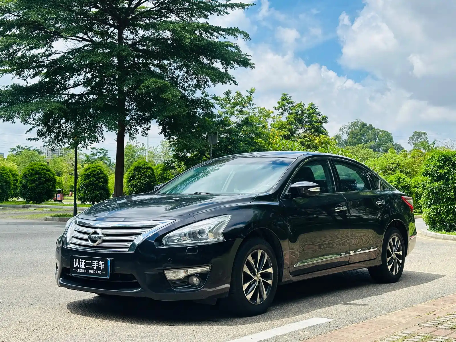 NISSAN TEANA 2013