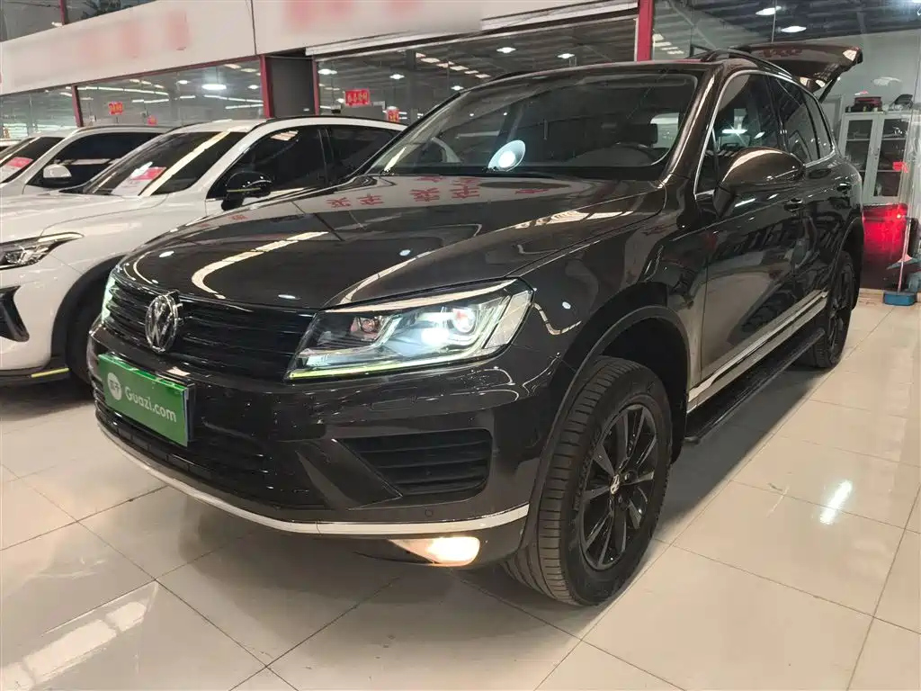 VOLKSWAGEN TOUAREG 2017