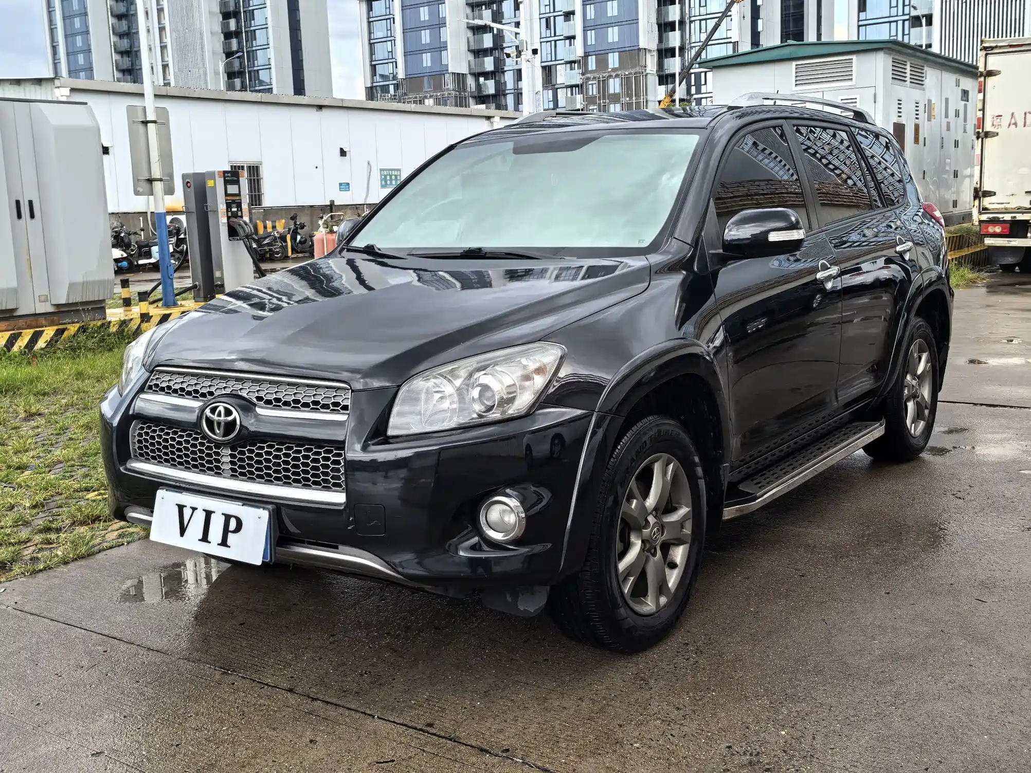 TOYOTA RAV4 RONGFANG 2012