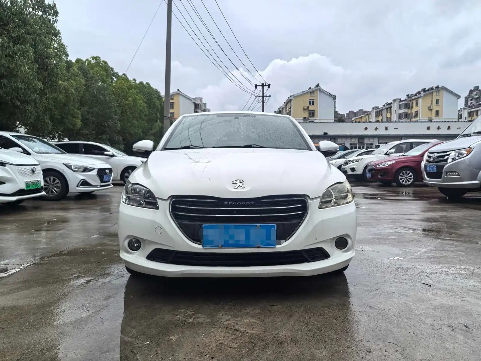 PEUGEOT 301 2014