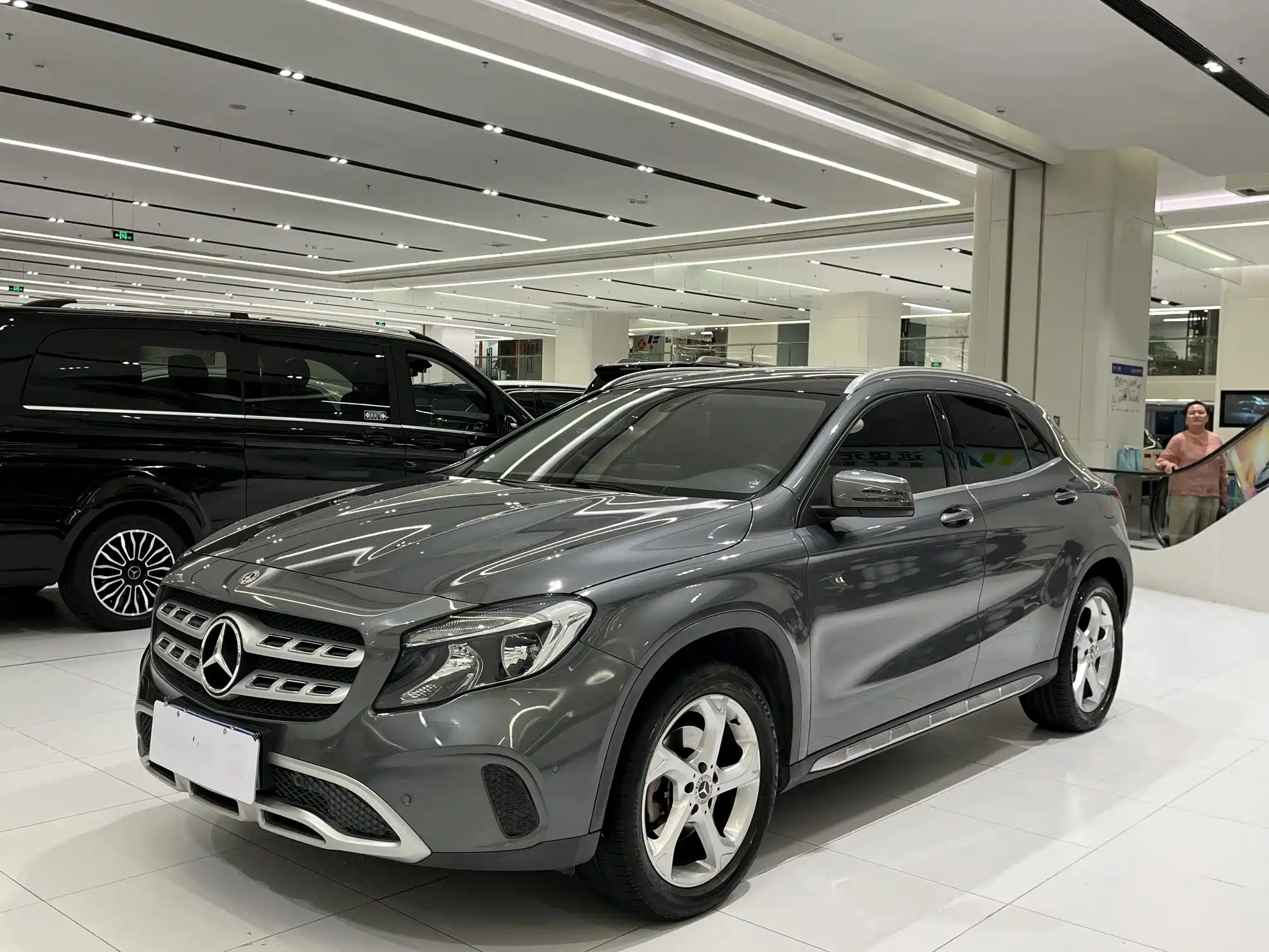 MERCEDES BENZ GLA 2017