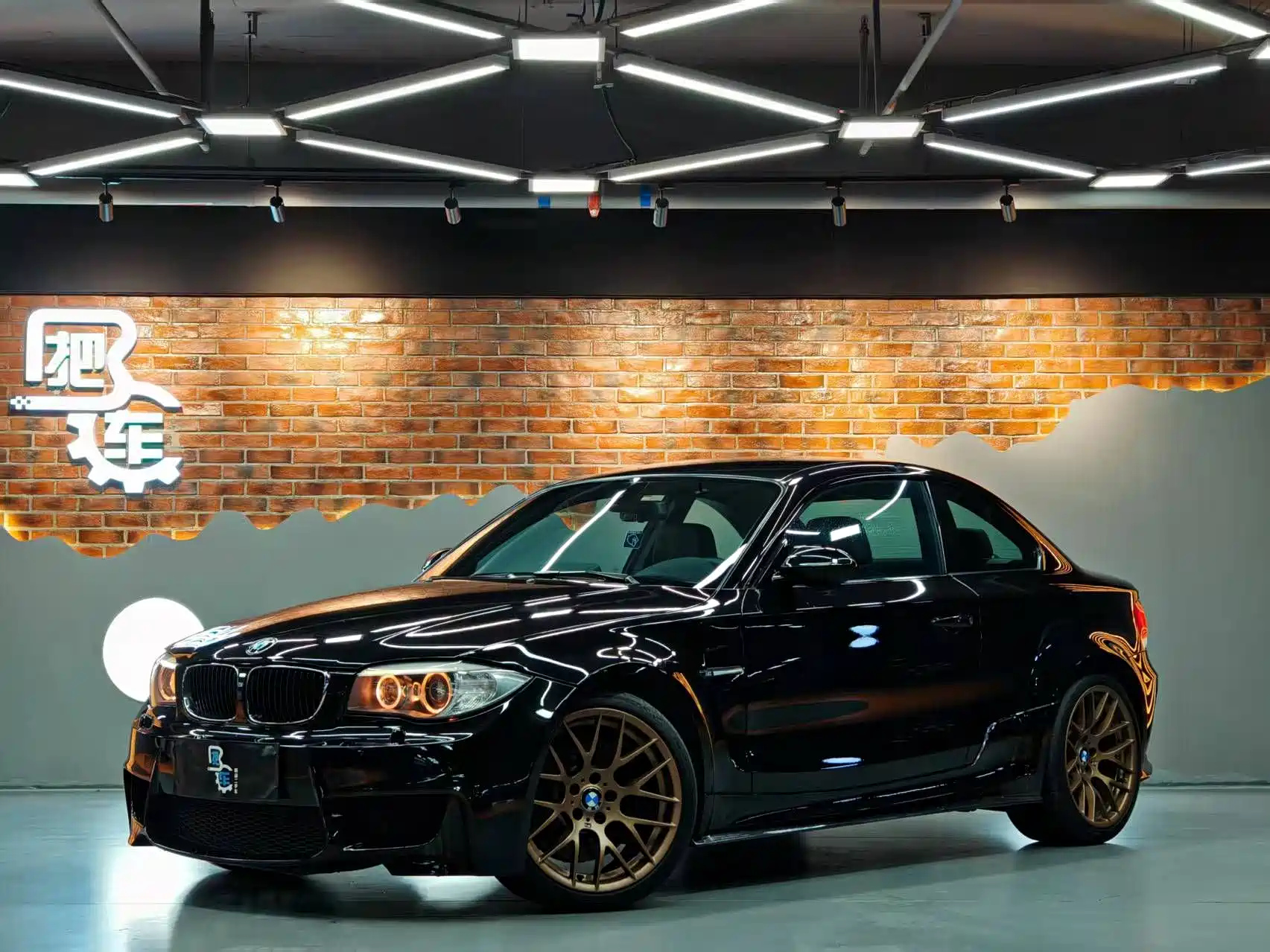 BMW 1-SERIES M 2011