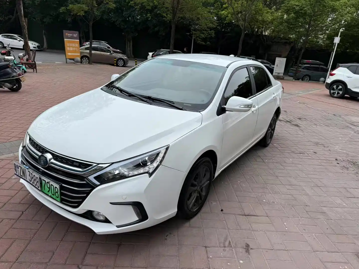 BYD QIN NEW ENERGY 2018
