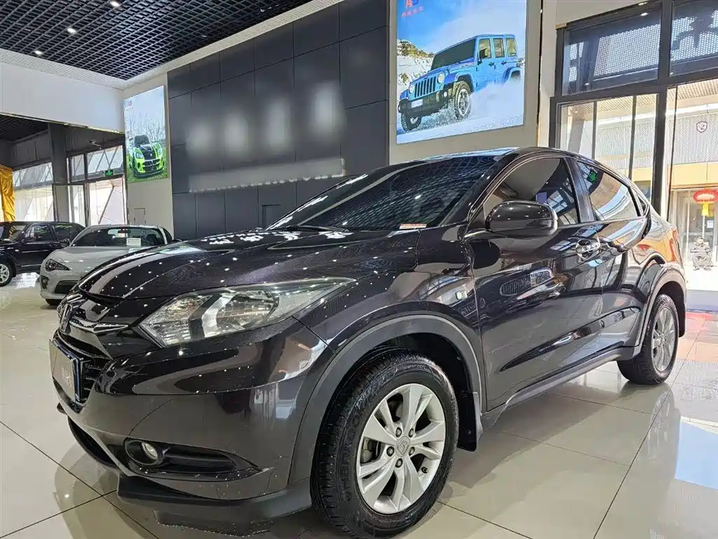 HONDA VEZEL 2015