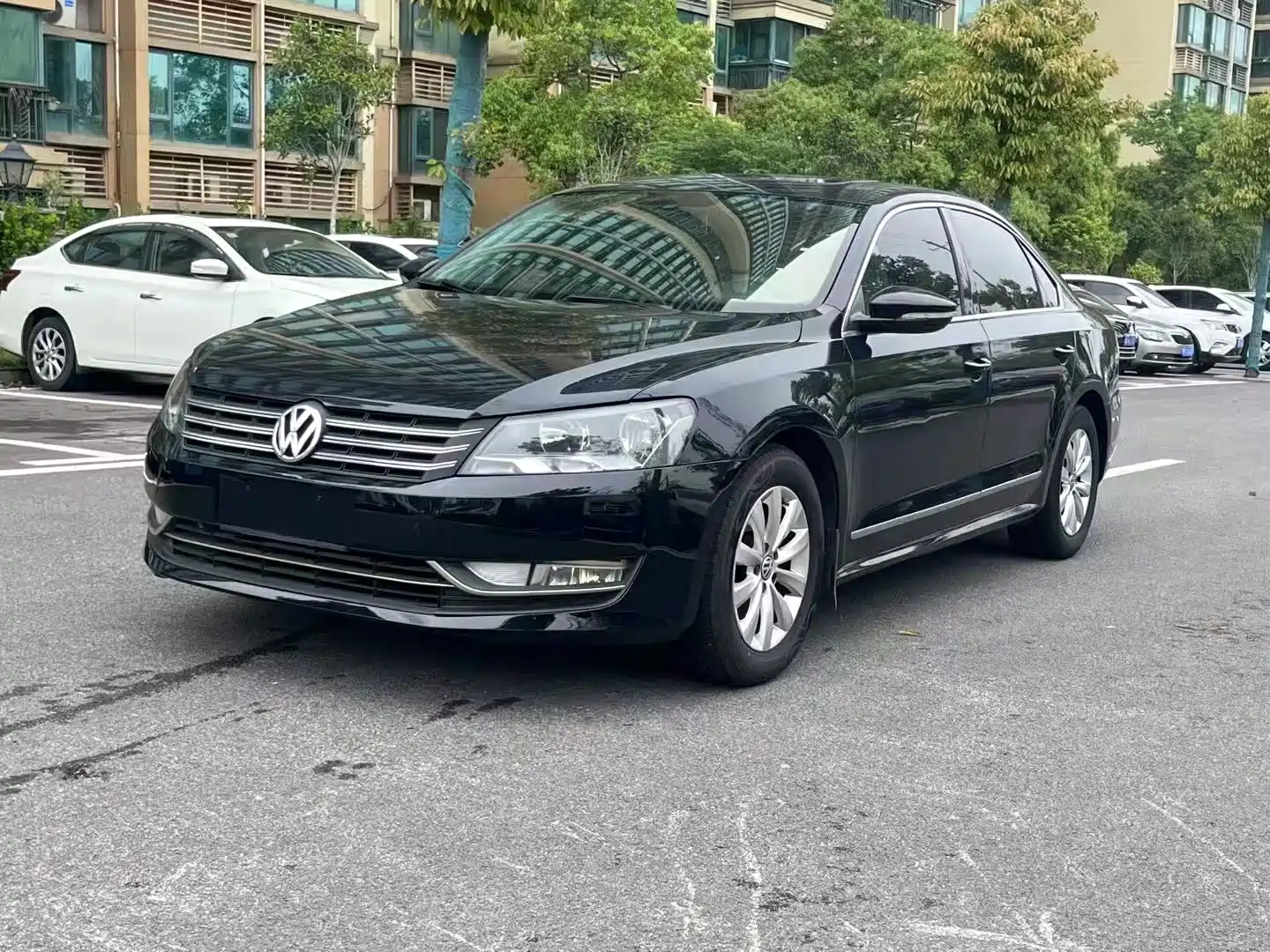 VOLKSWAGEN PASSAT 2014