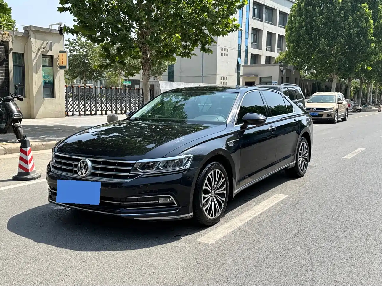 VOLKSWAGEN PHIDEON 2019