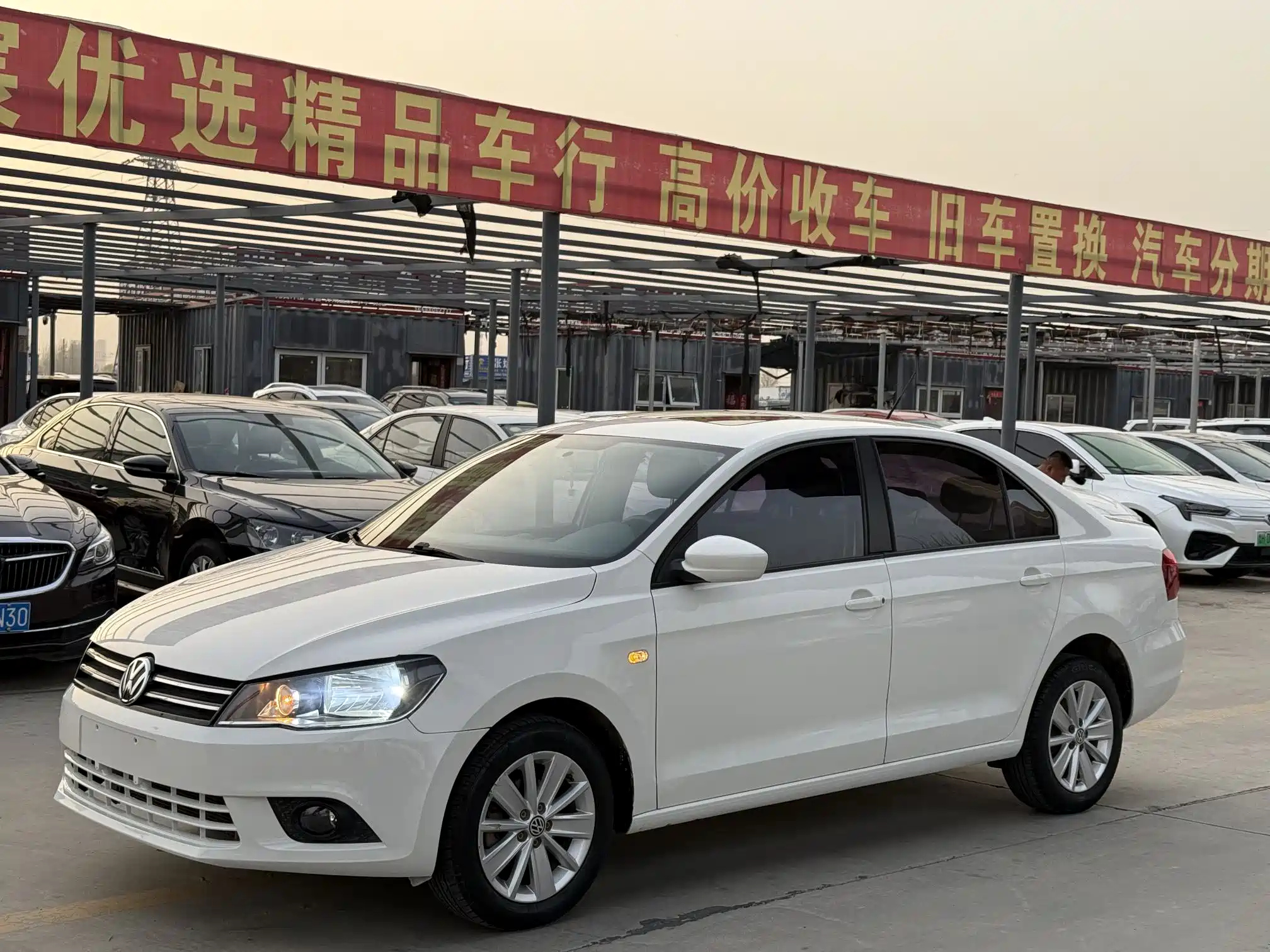 VOLKSWAGEN JETTA 2015