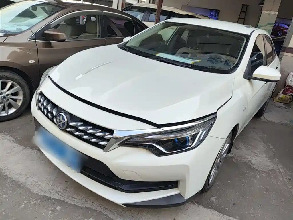 VENUCIA D60 2019