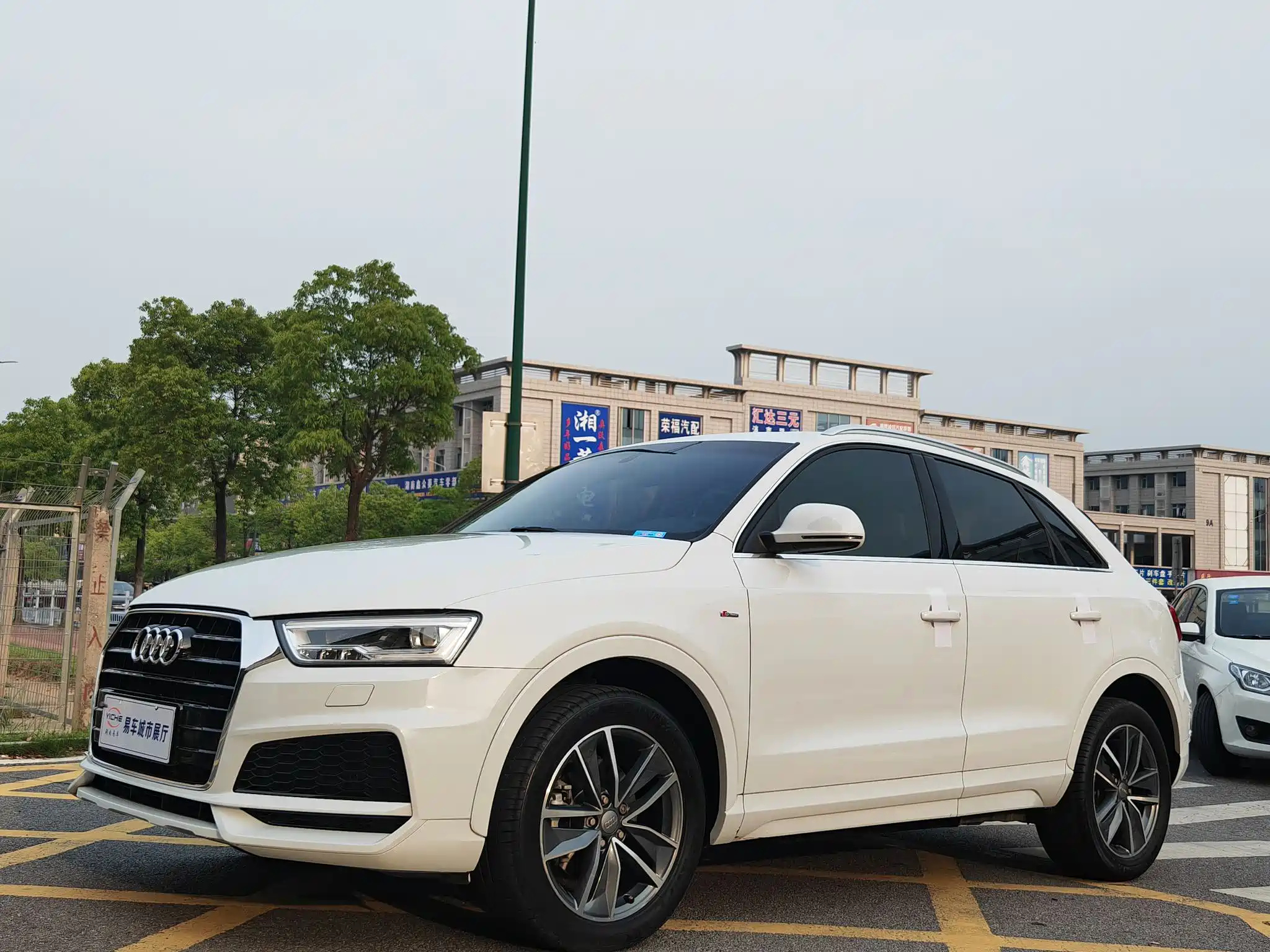AUDI Q3 2018