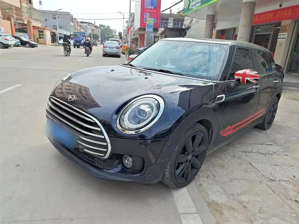 MINI CLUBMAN 2019