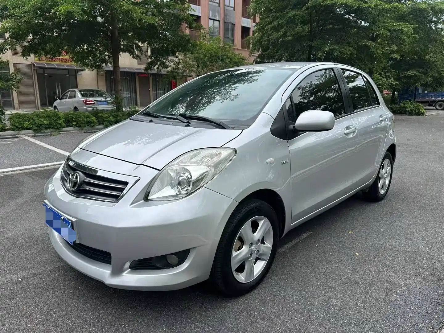 TOYOTA YARIS 2011