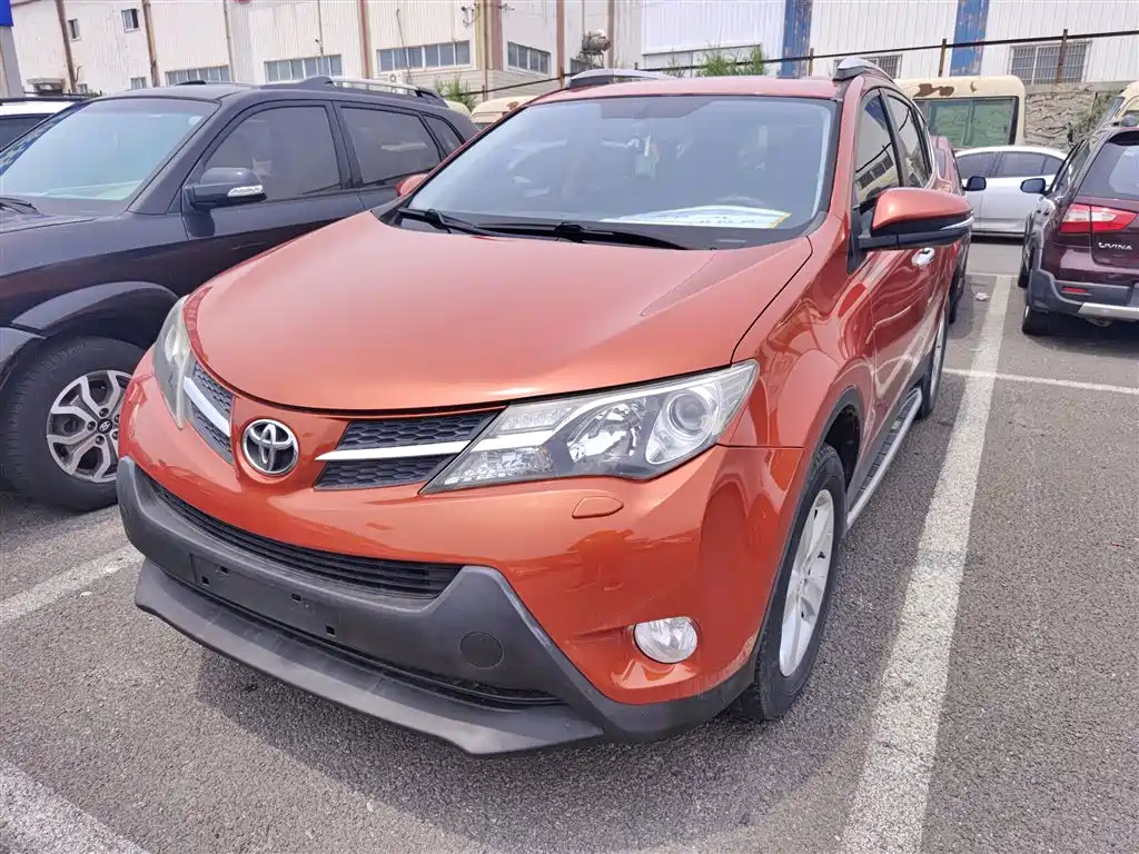TOYOTA RAV4 RONGFANG 2013