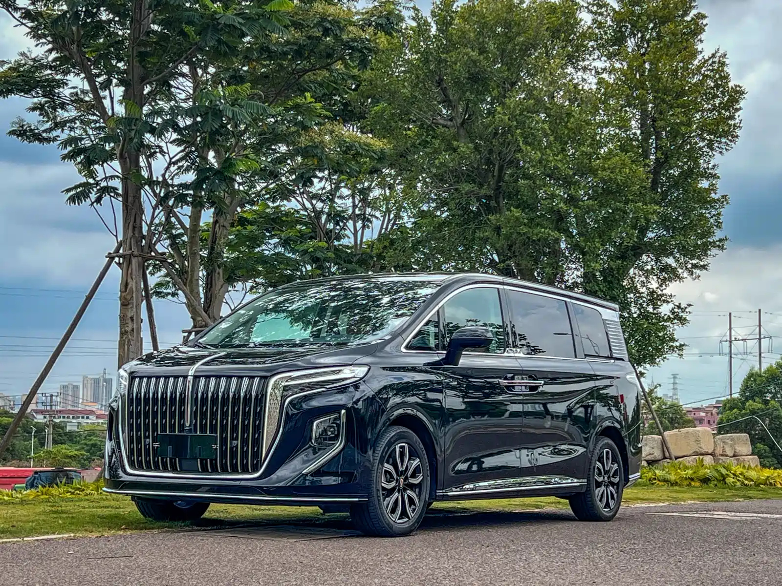 HONGQI HQ9 2023