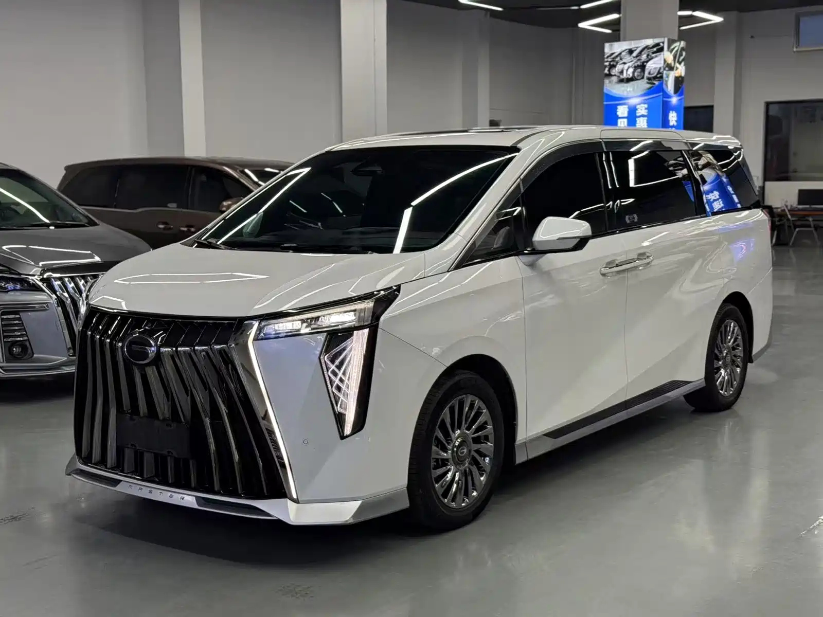 TRUMPCHI M8