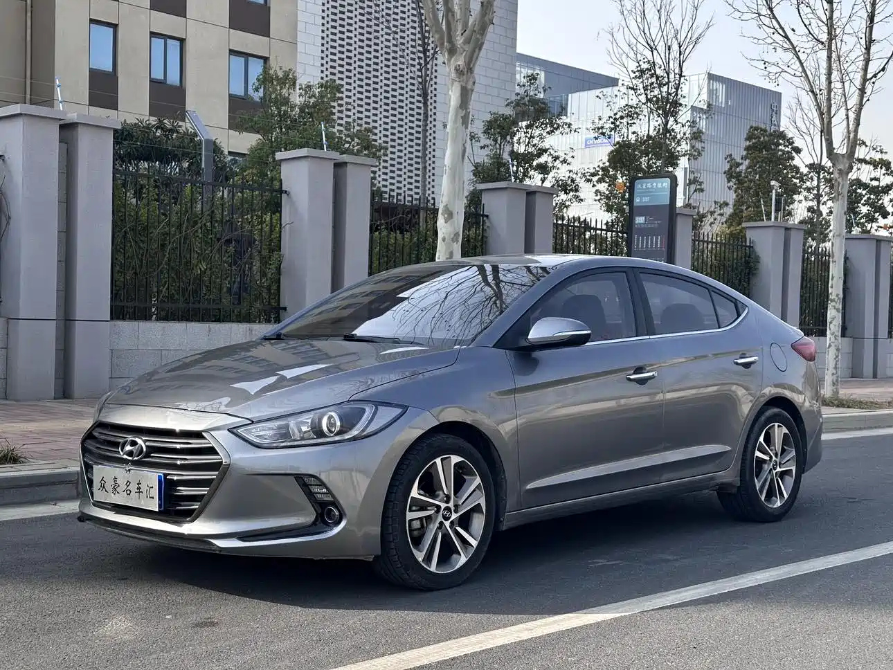 HYUNDAI ELANTRA 2016