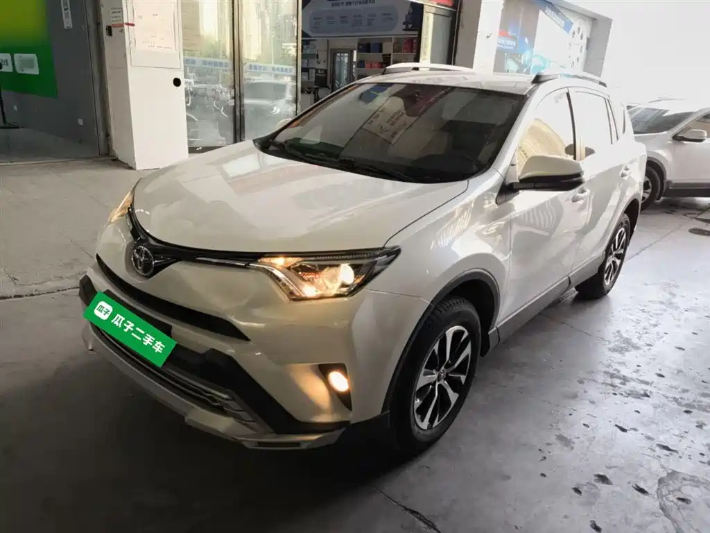 TOYOTA RAV4 RONGFANG 2016