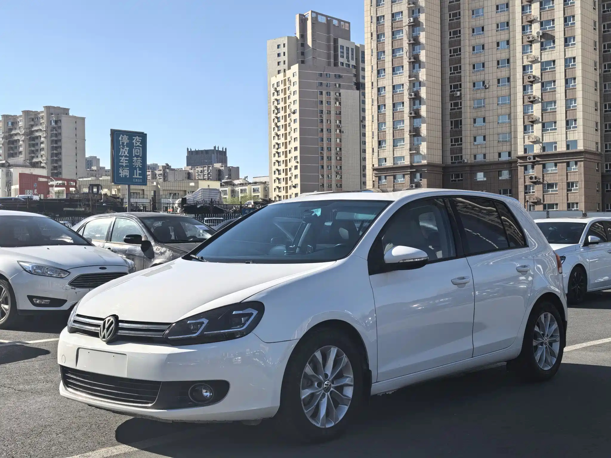 VOLKSWAGEN GOLF 2011
