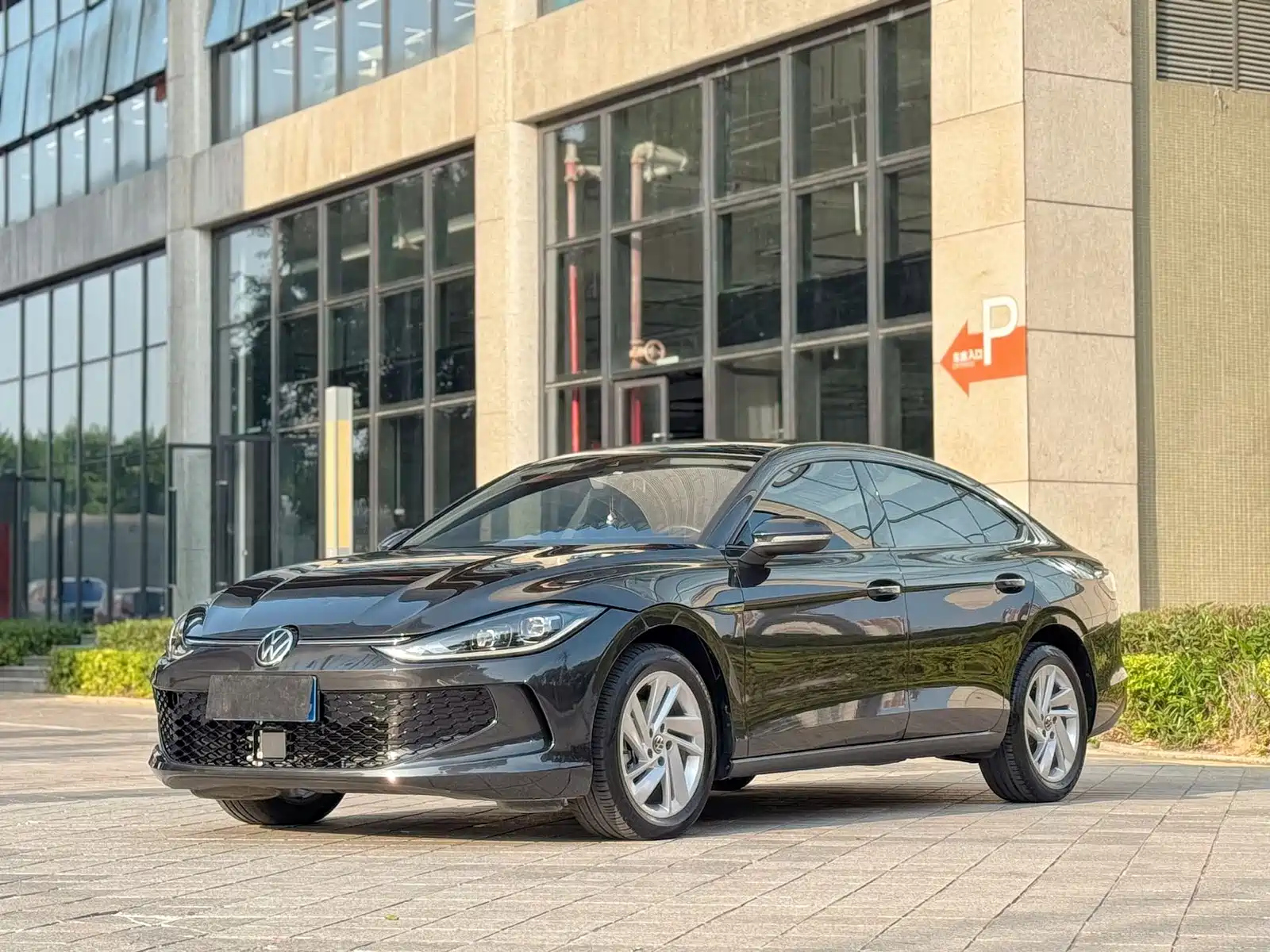 VOLKSWAGEN LAMANDO 2022