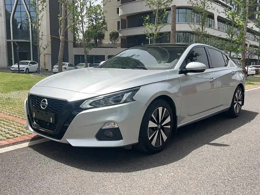 NISSAN TEANA 2021