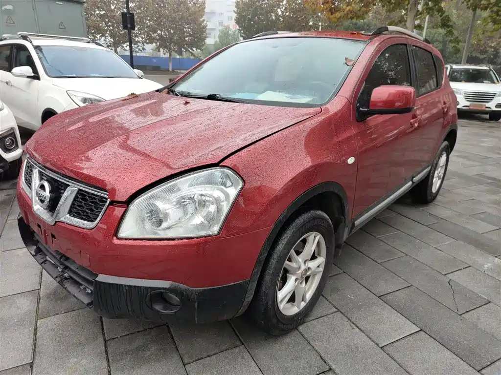 NISSAN QASHQAI 2012